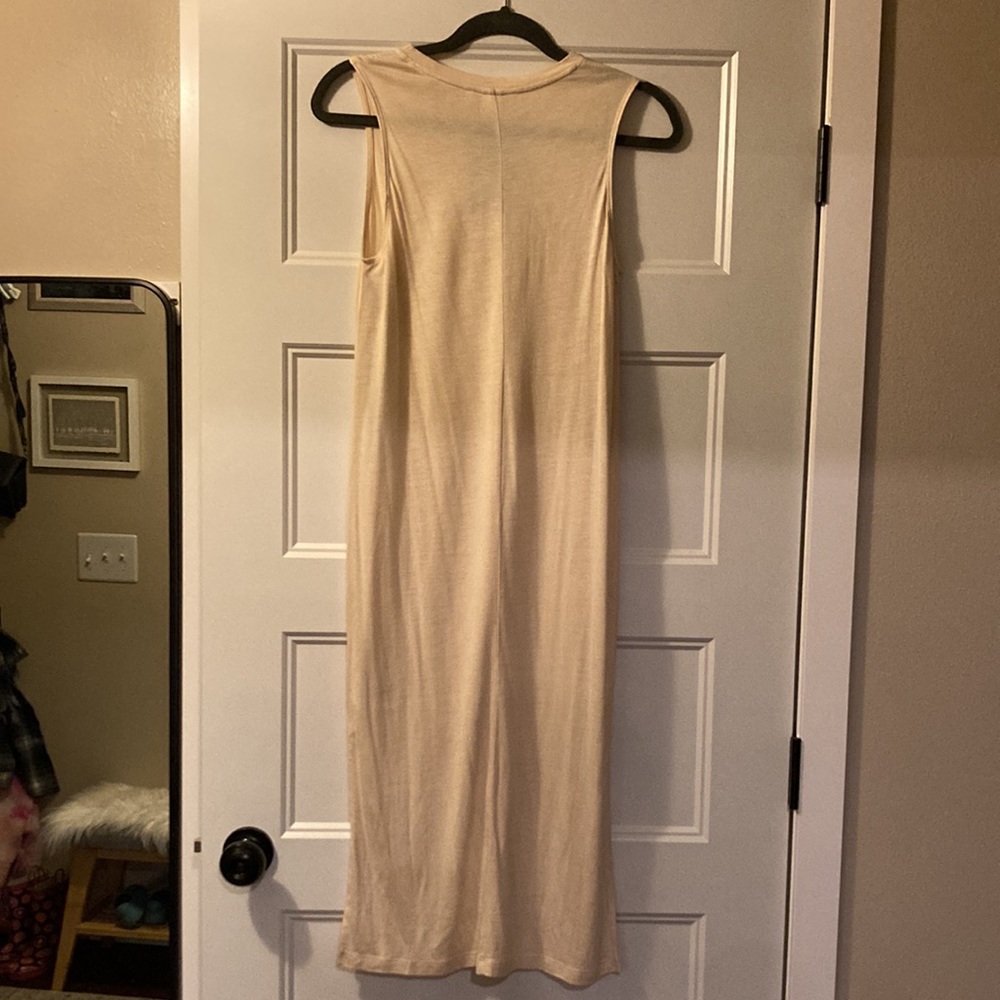 H&M Cream Shift Dress - Picture 3 of 3